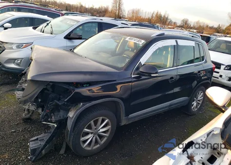 2017 Volkswagen Tiguan Wolfsburg из США, поврежденный, VIN WVGRV7AX4HW506450